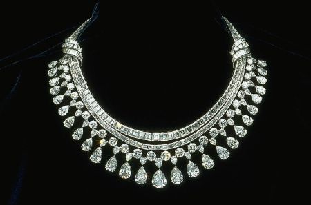 Picture for category Diamond Necklaces