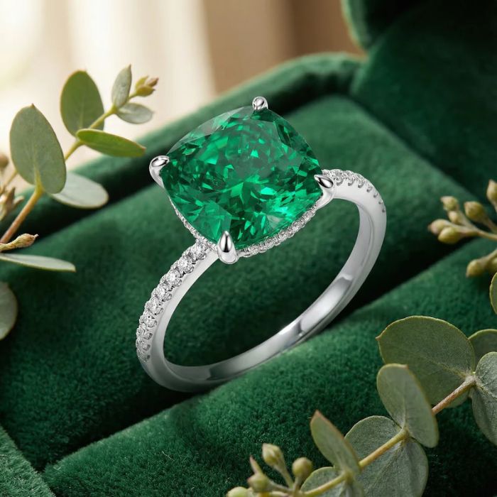 Picture of Emerald Cut Ring