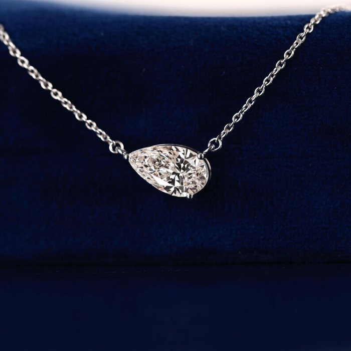 Picture of Solitaire Pendant Necklace