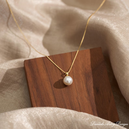 Picture of Pearl Drop Pendant