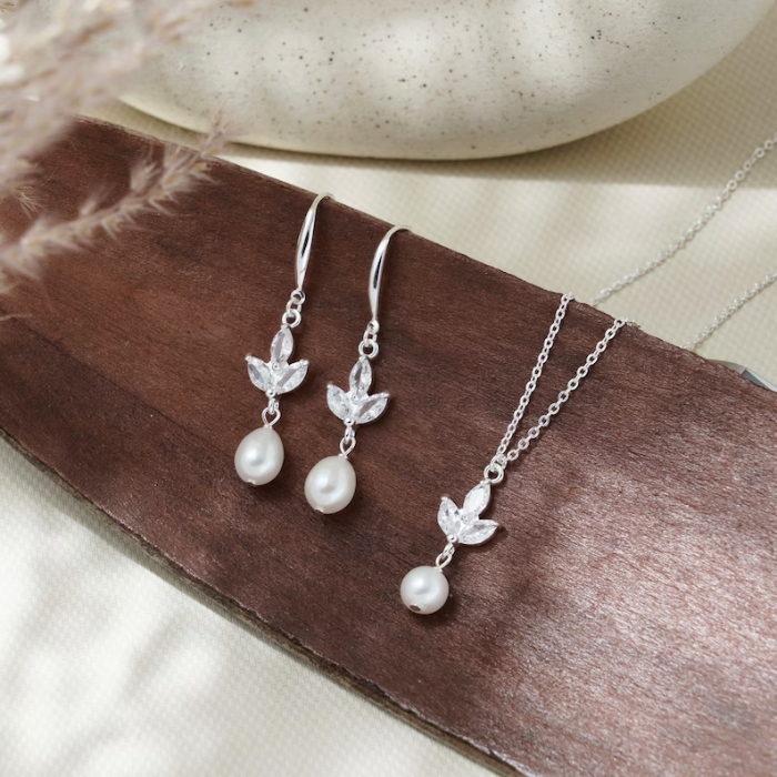 Picture of Bridal Pearl Necklace