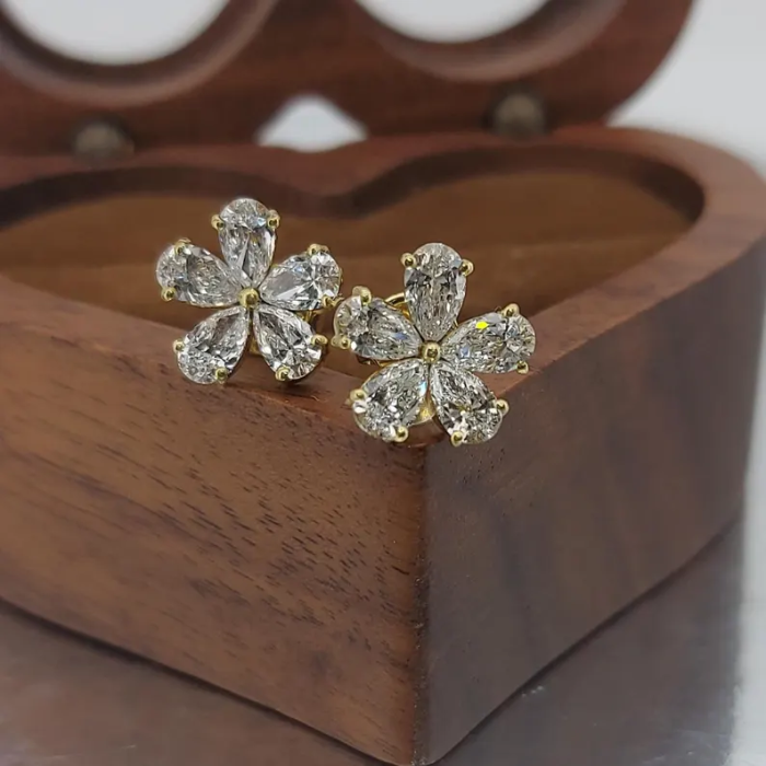 Picture of Flower Diamond Earrings