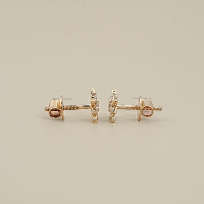 Picture of Diamond Cluster Stud Earring