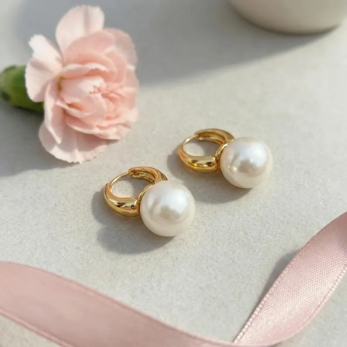 Picture of Pearl Drop Earrings