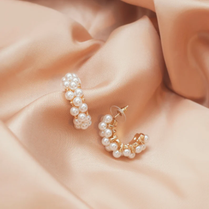 Picture of Chunky Pearl Hoop Fashion Earrings