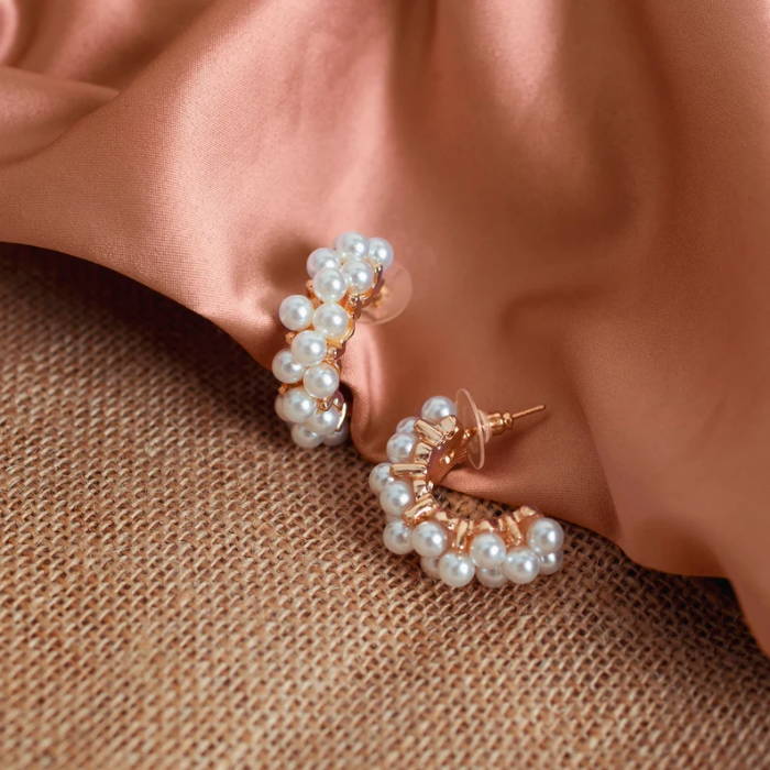 Picture of Chunky Pearl Hoop Fashion Earrings