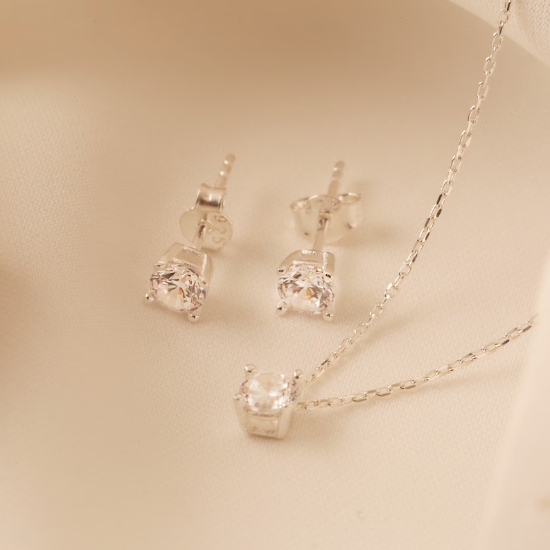 Picture of Elegant Diamond Necklace