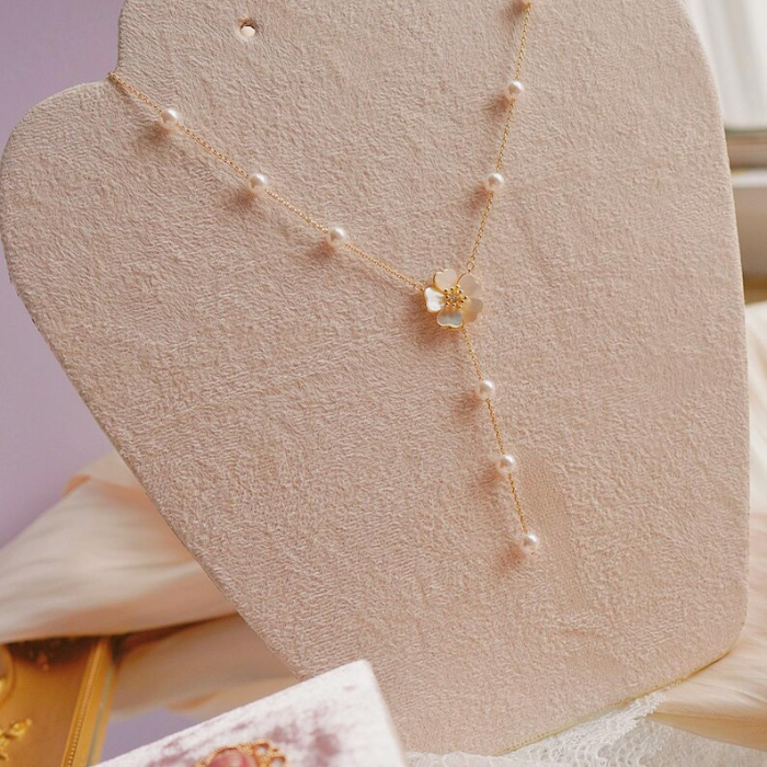 Picture of Pearl Flower Lariat Necklace