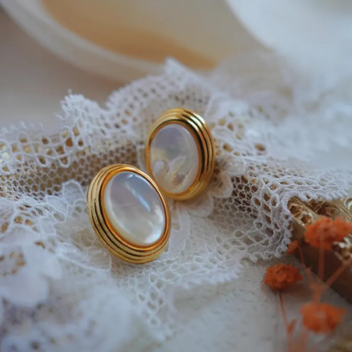 Picture of Vintage-Inspired Mother of Pearl Earrings