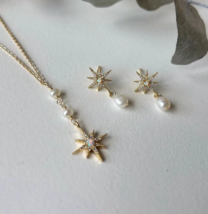Picture of Dainty FreshWater Pearl Jewelry Set