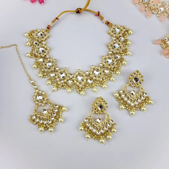 Picture of Gold Plated Kundan Necklace Set