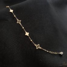Picture of Gold Clover Bracelet