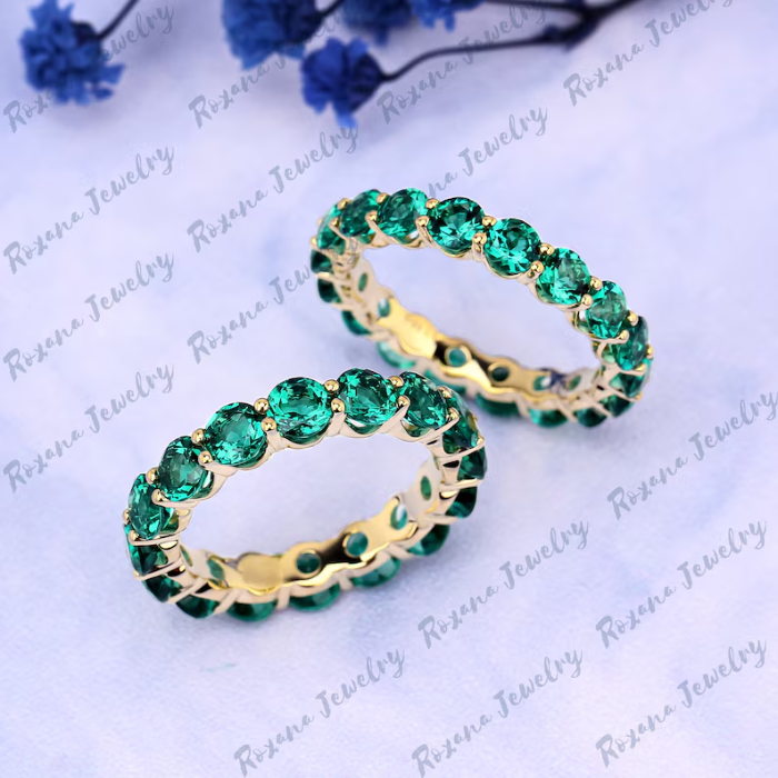 Picture of Emerald Cut Eternity Band