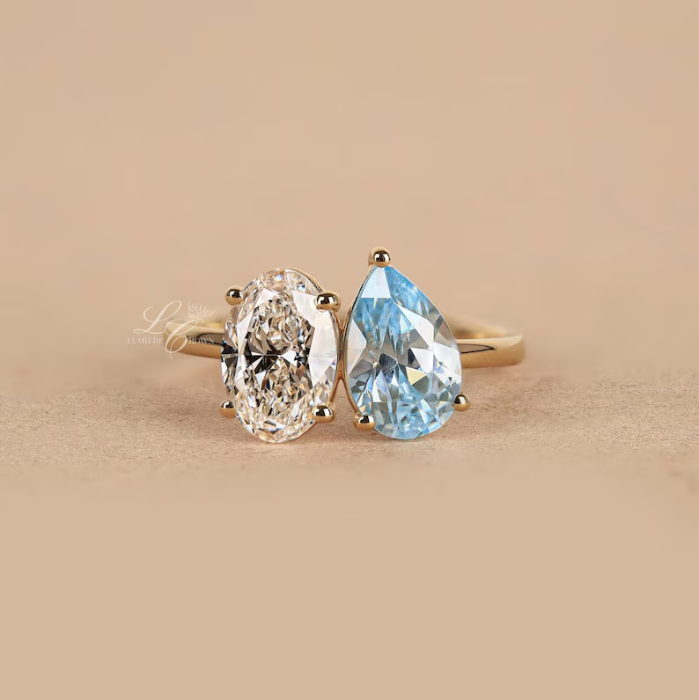 Picture of Pear & Oval Toi et Moi Ring