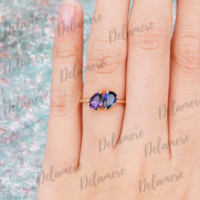 Picture of Sapphire Toi et Moi Ring